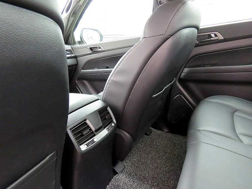 Ssangyong Rexton 2021 Blanco - Importación desde Corea - HF Imports Iquique - Foto 17