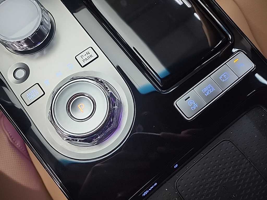 Genesis G80 - Vista 8