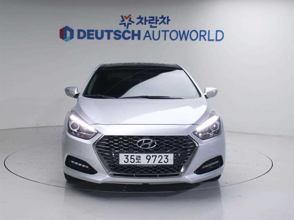 HYUNDAI i40 - Vista 3