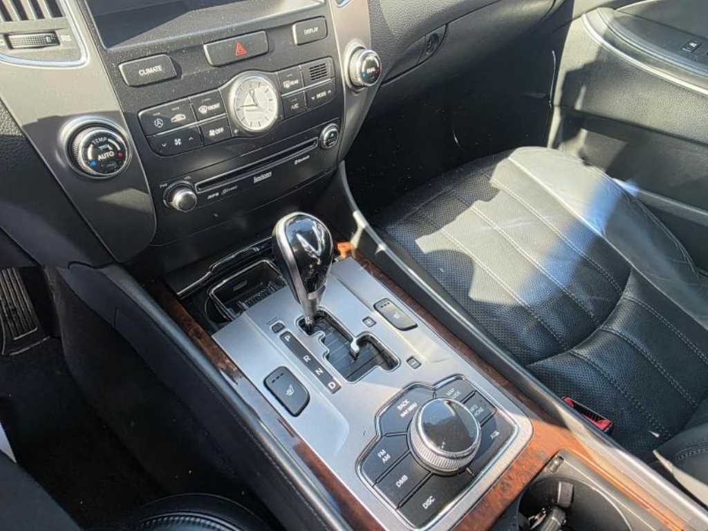 HYUNDAI Equus 2010 Negro - Importación desde Corea - HF Imports Iquique - Foto 17