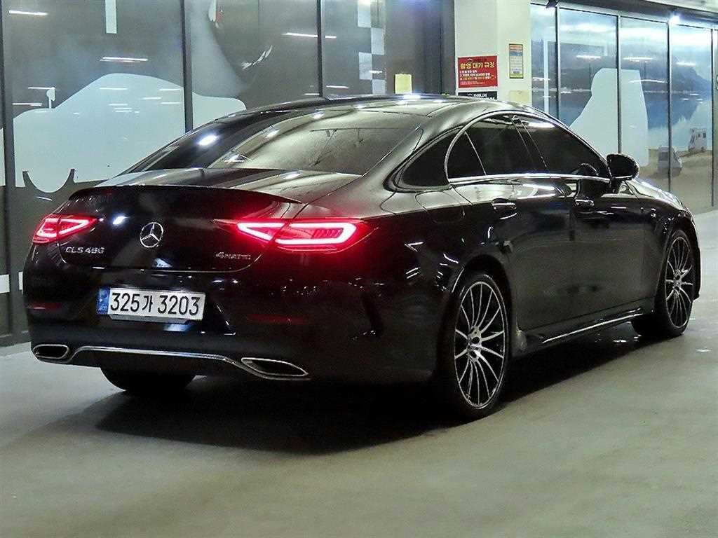 Mercedes Benz CLS Class - Vista 4