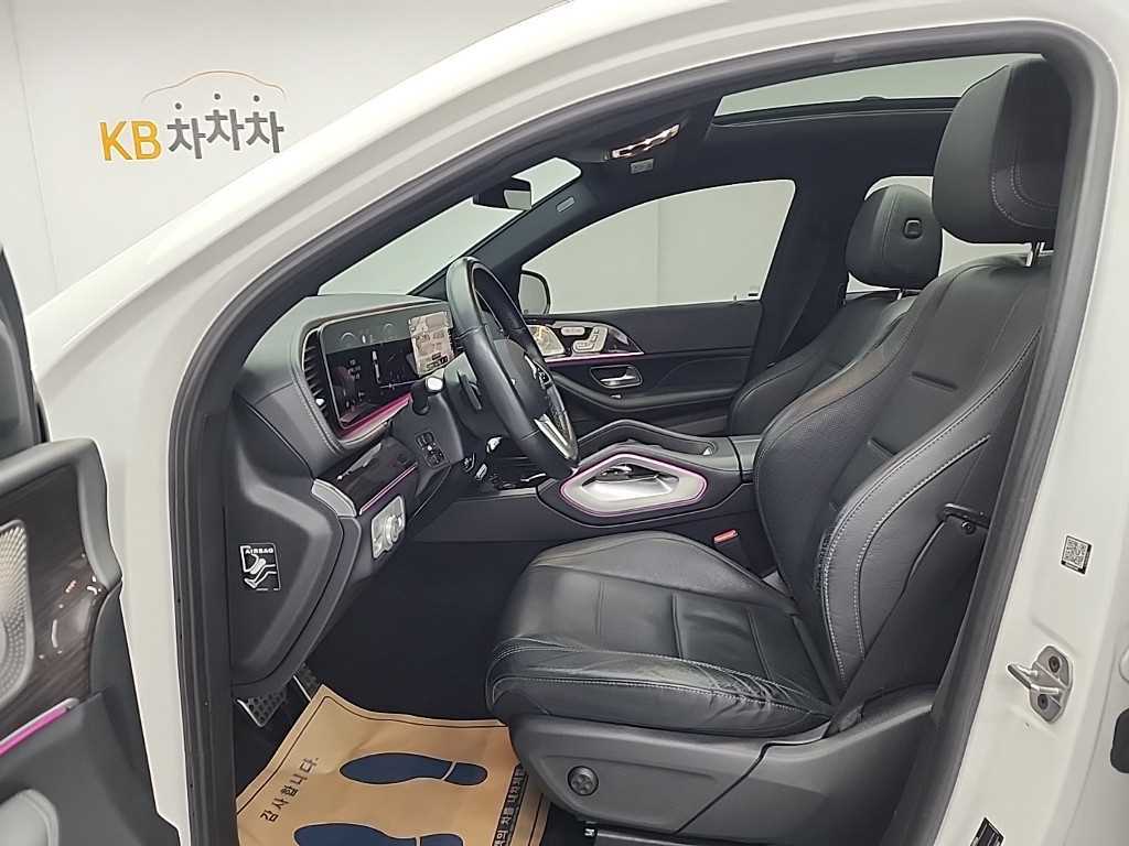 Mercedes Benz GLE Class - Vista 11