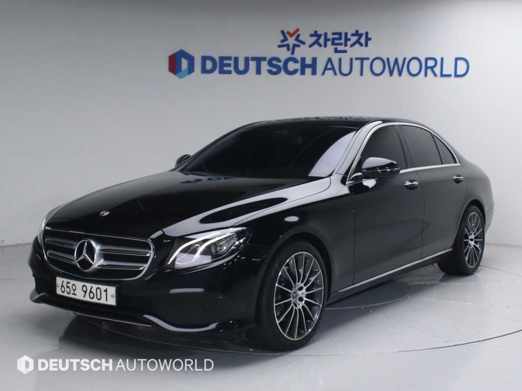 Mercedes Benz E class - Vista 2