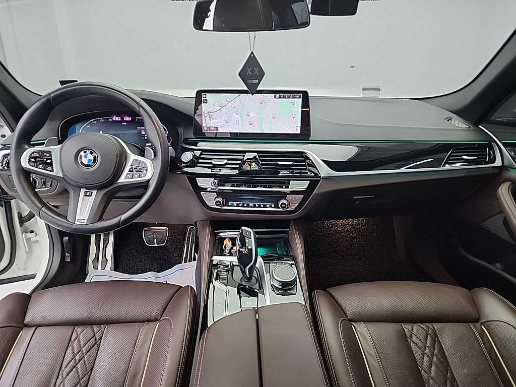 BMW 5 Series - Vista 7