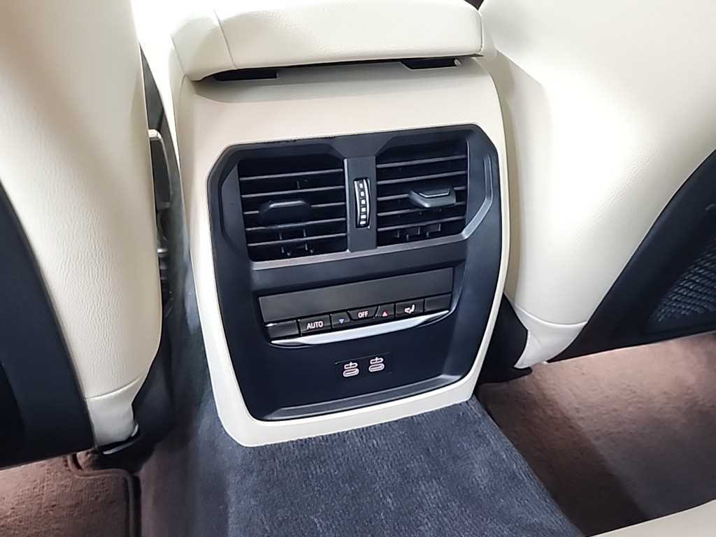 BMW 3 series 2023 - Importación desde Corea - HF Imports Iquique - Foto 13