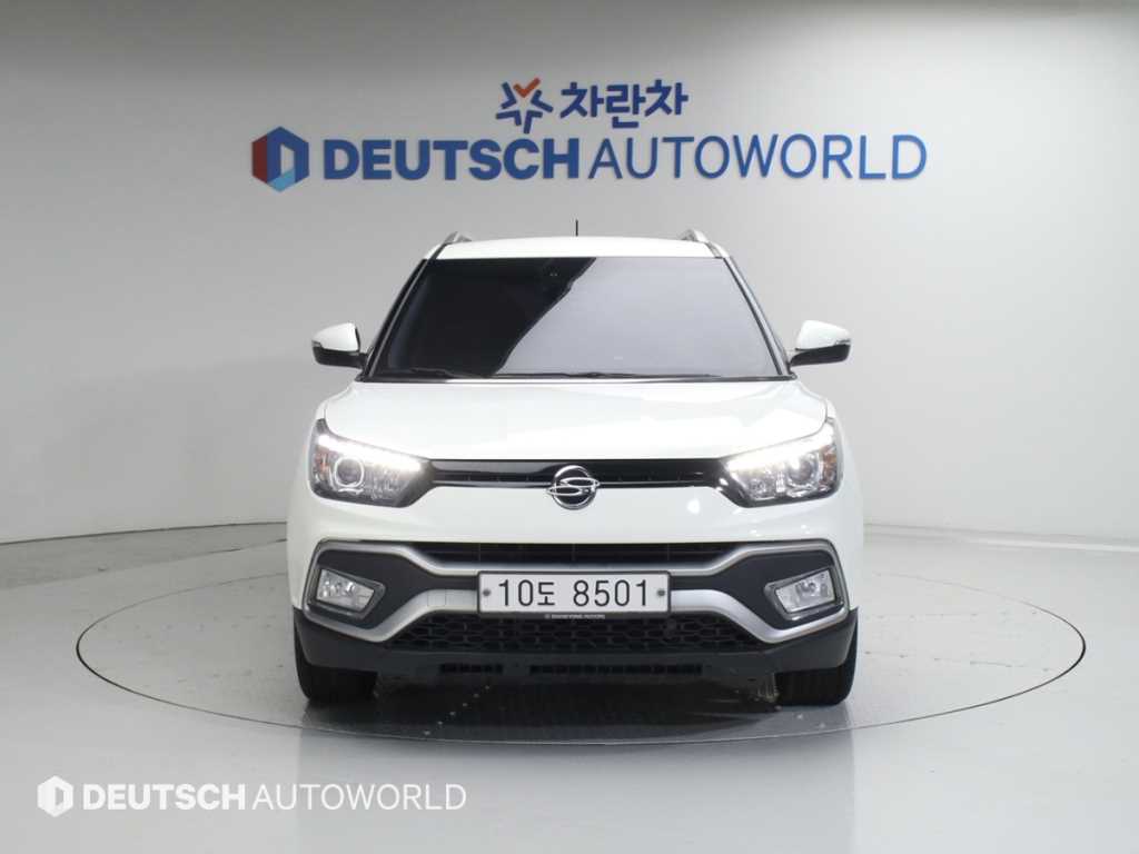 Ssangyong Tivoli - Vista 3