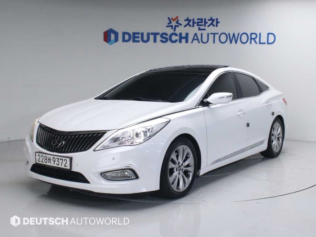 HYUNDAI Grandeur 2012 Blanco - Importación desde Corea - HF Imports Iquique - Foto 1