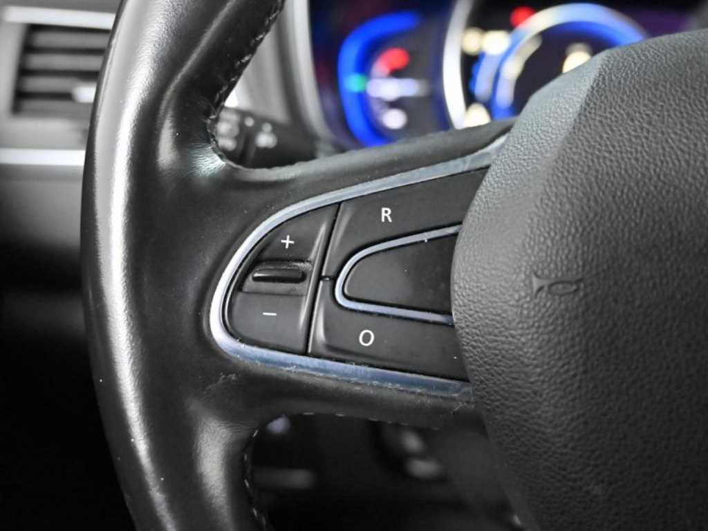 SAMSUNG QM6 2020 Blanco - Importación desde Corea - HF Imports Iquique - Foto 18