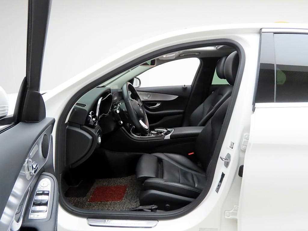 Mercedes Benz C Class 2016 Blanco - Importación desde Corea - HF Imports Iquique - Foto 13