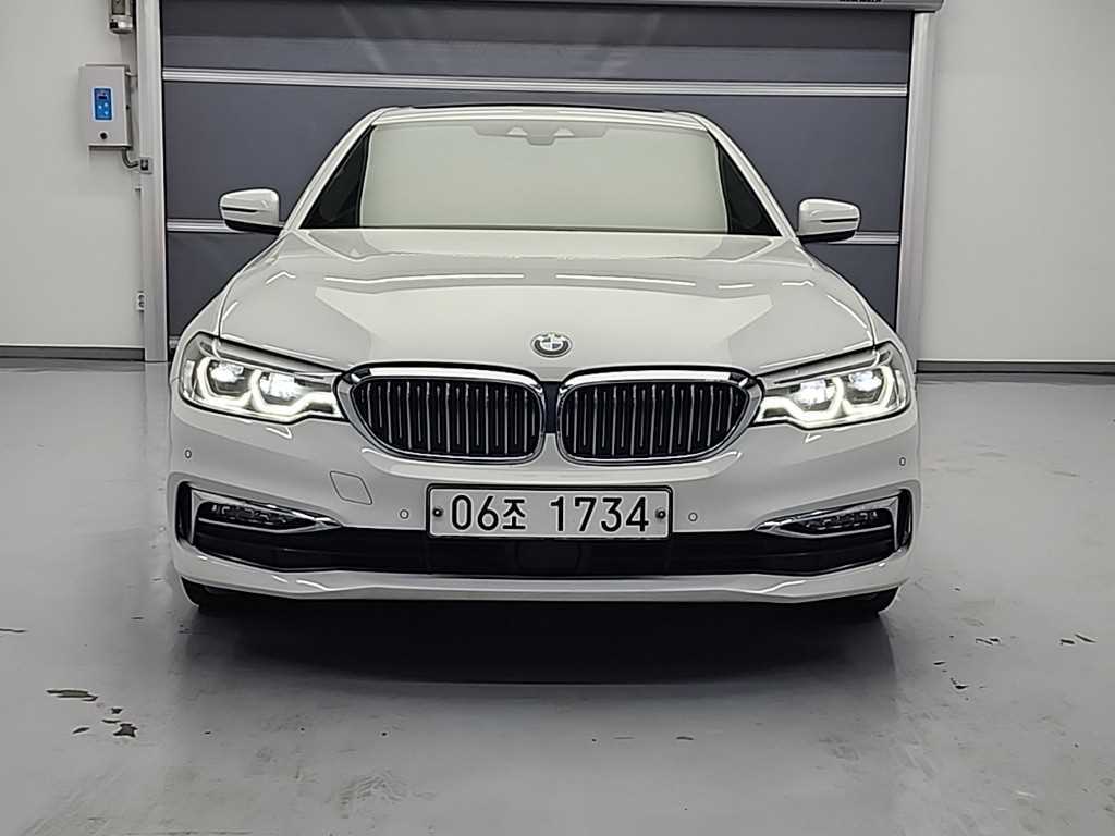 BMW 5 Series - Vista 3