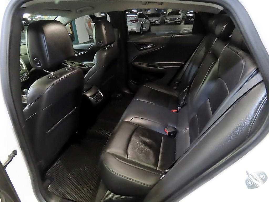 Chevrolet Malibu - Vista 7