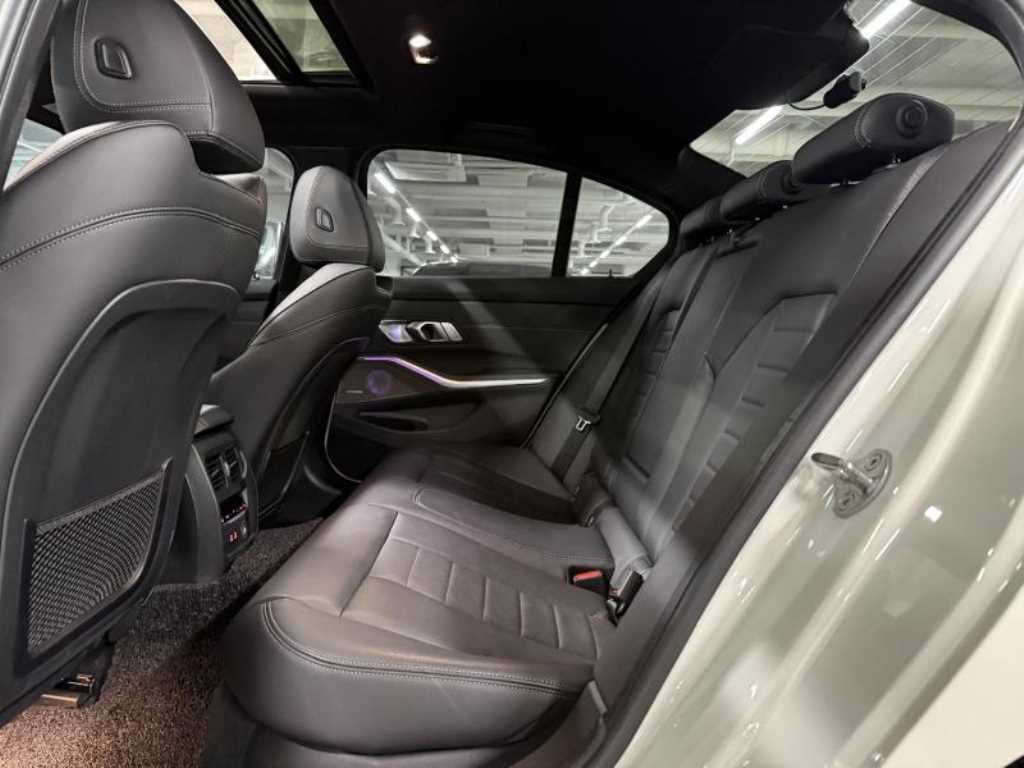 BMW 3 series - Vista 8