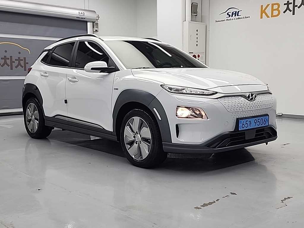 HYUNDAI Kona - Vista 4