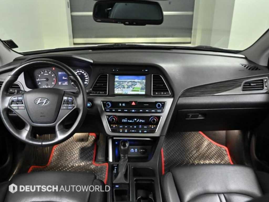 HYUNDAI Sonata - Vista 7