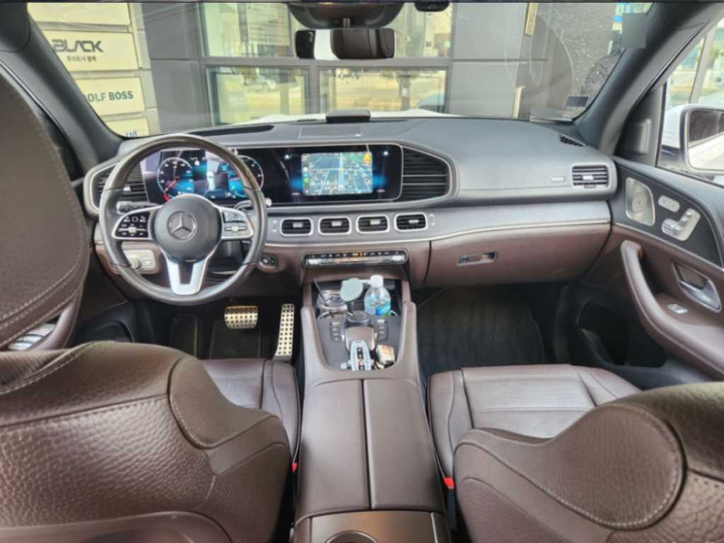 Mercedes Benz GLS Class - Vista 6