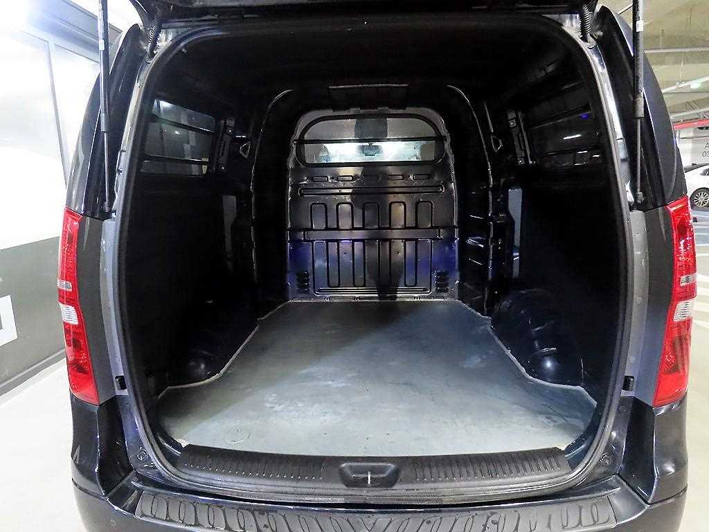 HYUNDAI Starex 2021 Negro - Importación desde Corea - HF Imports Iquique - Foto 17