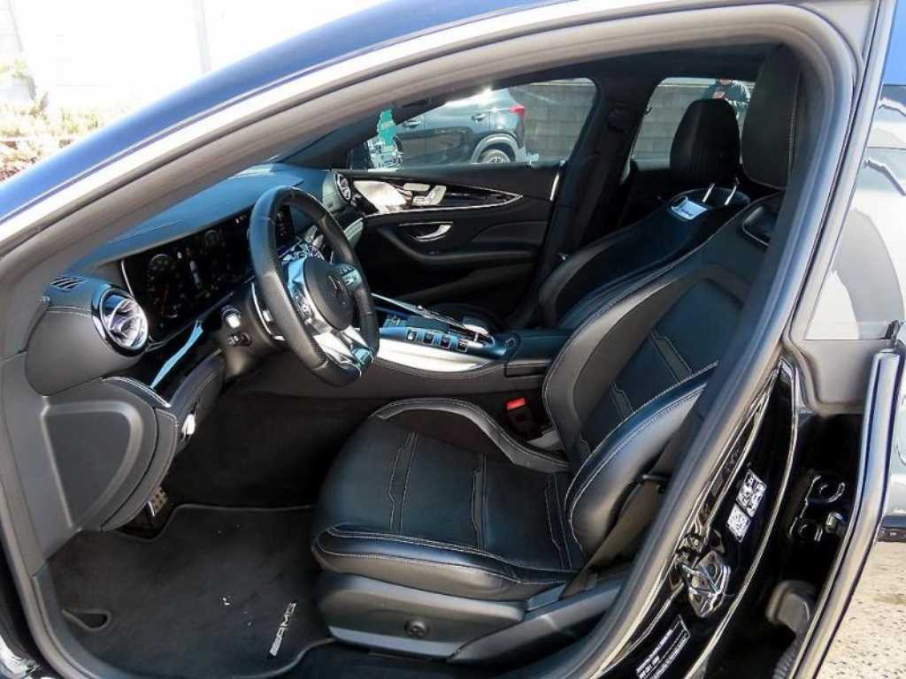 Mercedes Benz AMG GT - Vista 5