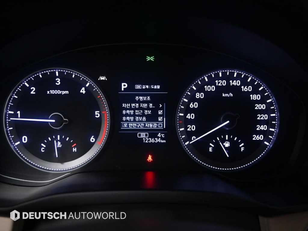 HYUNDAI Grandeur - Vista 8