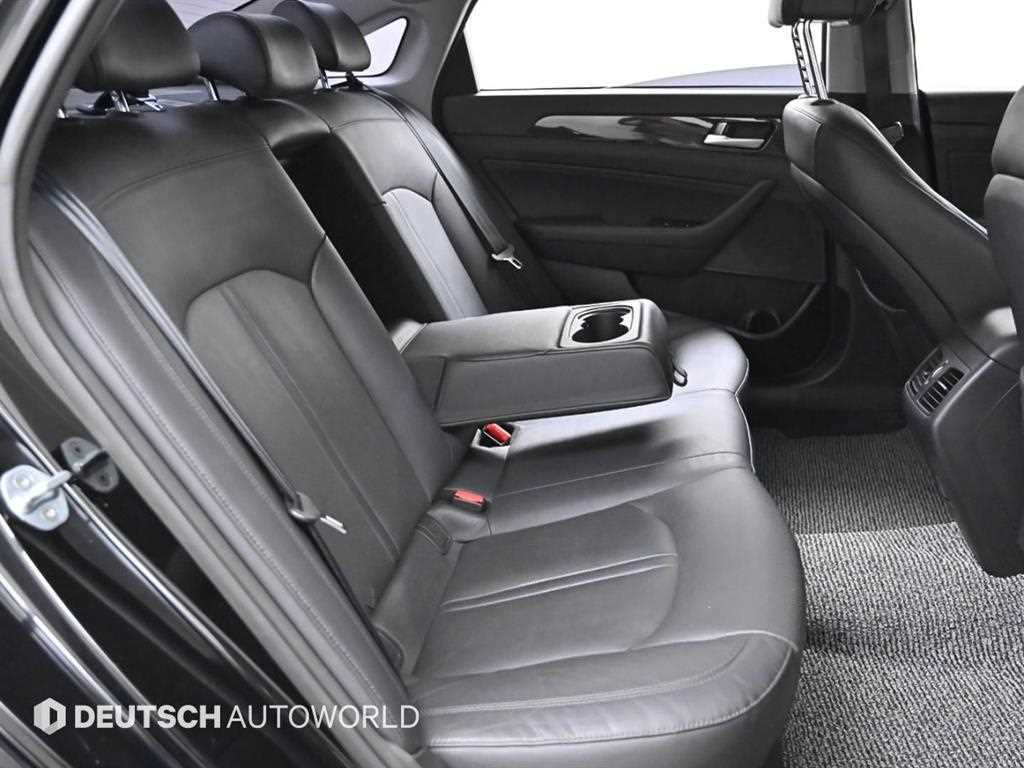 HYUNDAI Sonata - Vista 12