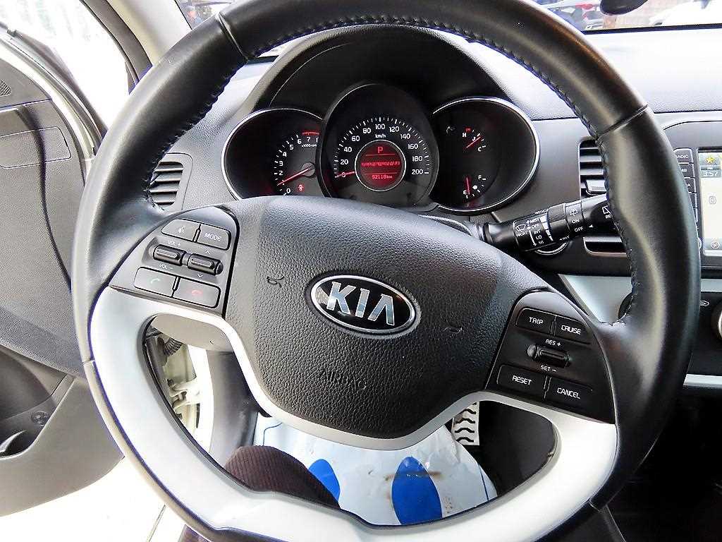 KIA Morning - Vista 8