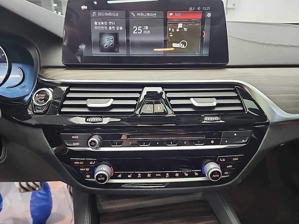 BMW 5 Series - Vista 10