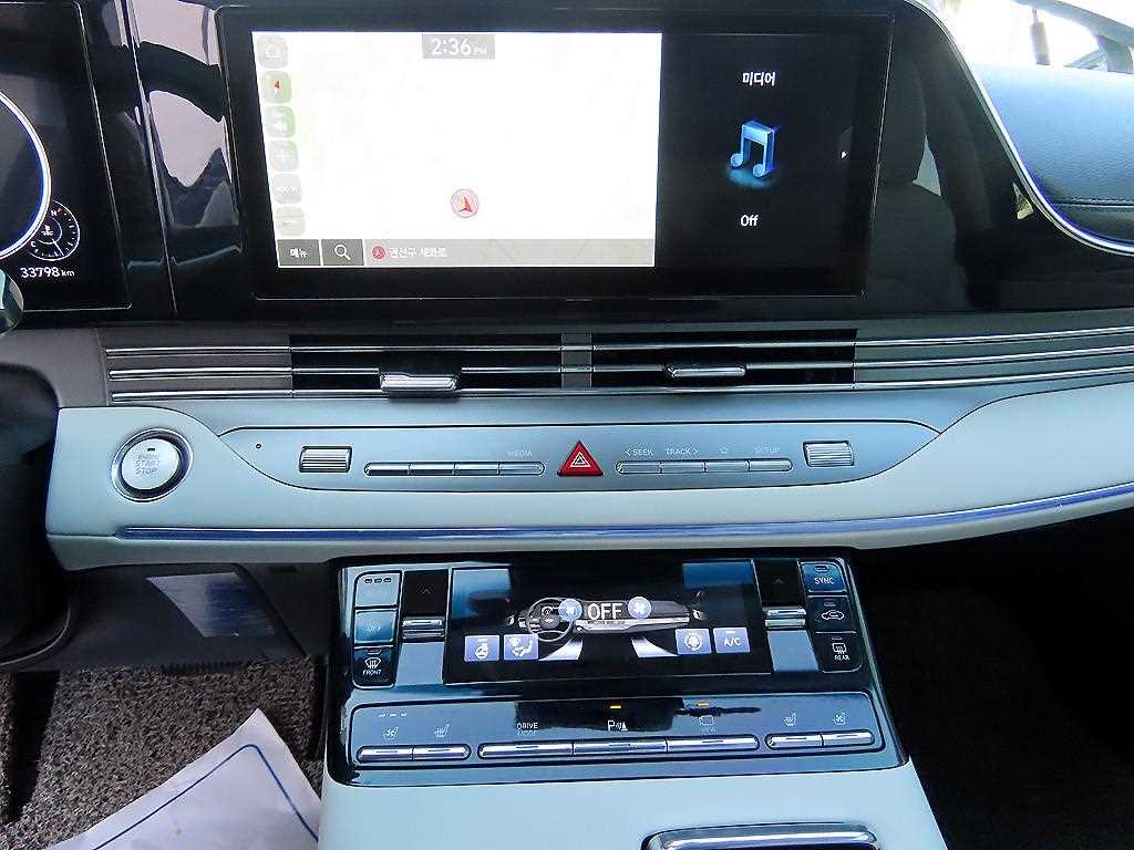 HYUNDAI Grandeur - Vista 12