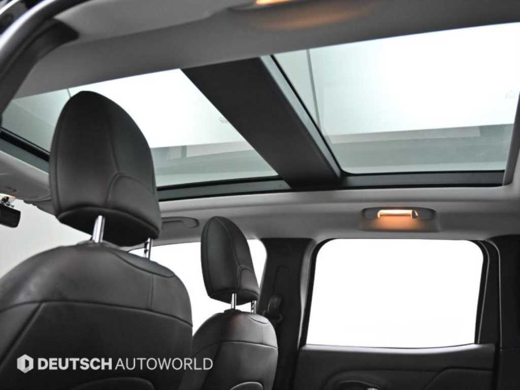 Jeep Renegade 2018 Negro - Importación desde Corea - HF Imports Iquique - Foto 19