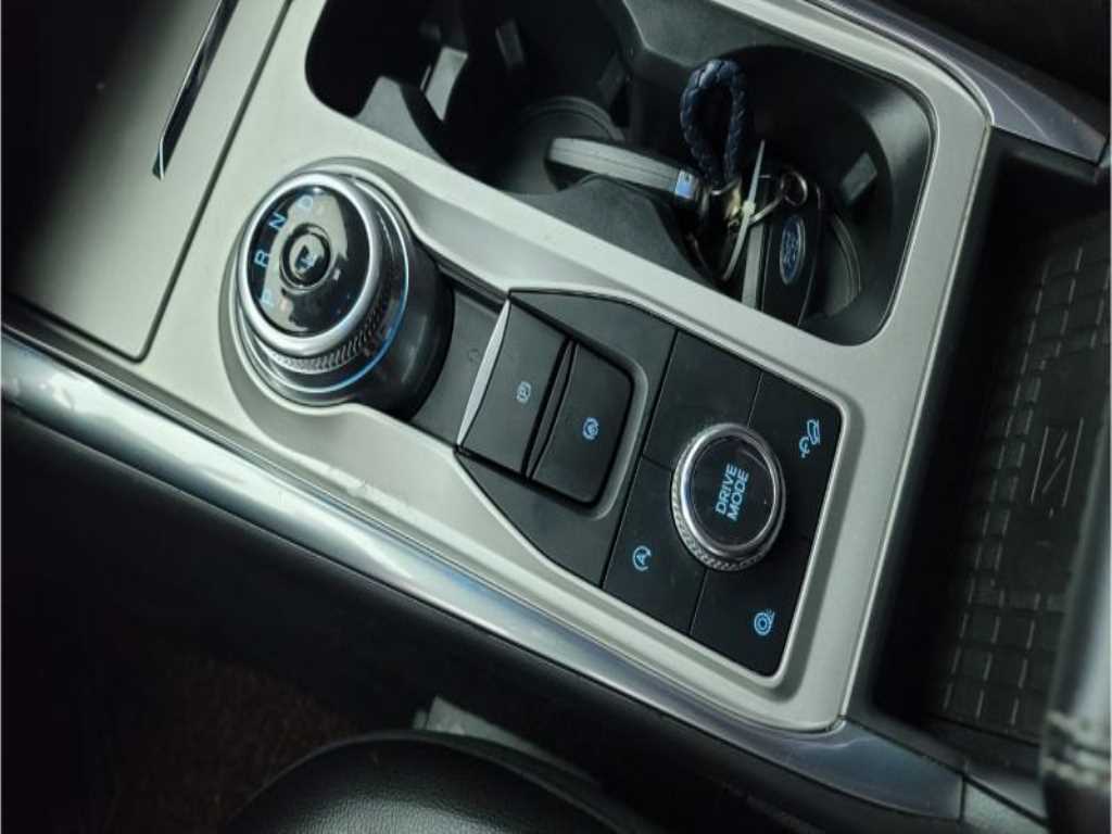 Ford Explorer - Vista 7