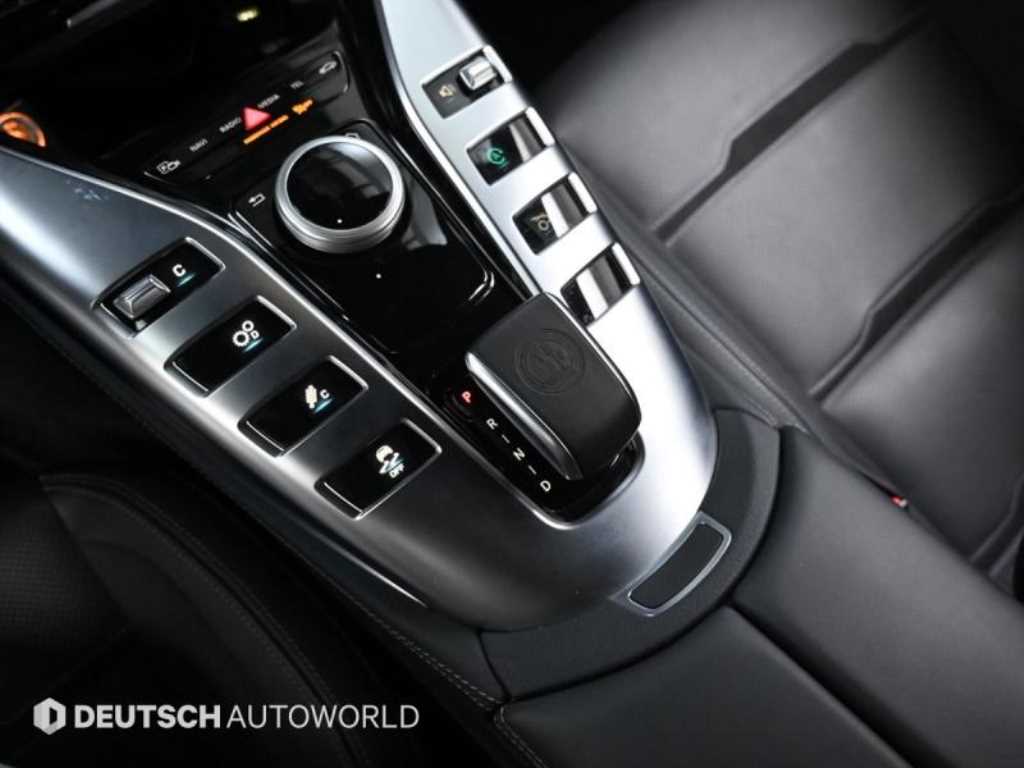 Mercedes Benz AMG GT - Vista 9