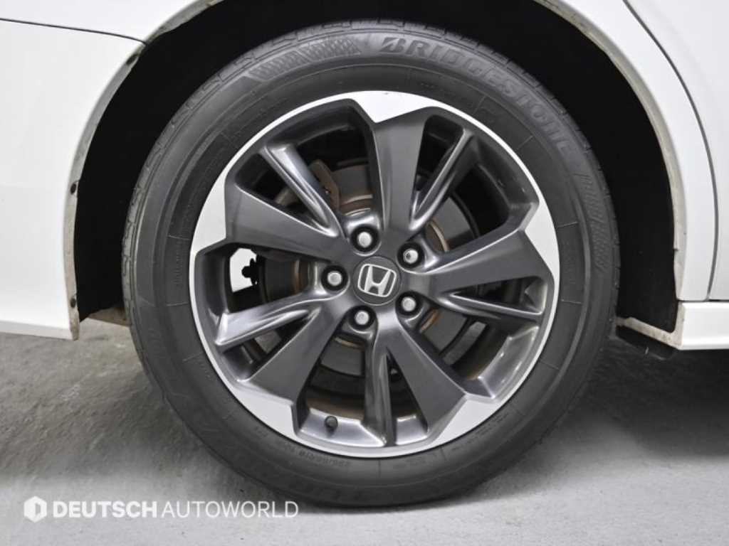 Honda Odyssey - Vista 5