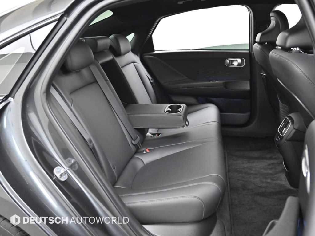 HYUNDAI Ioniq 6 - Vista 12