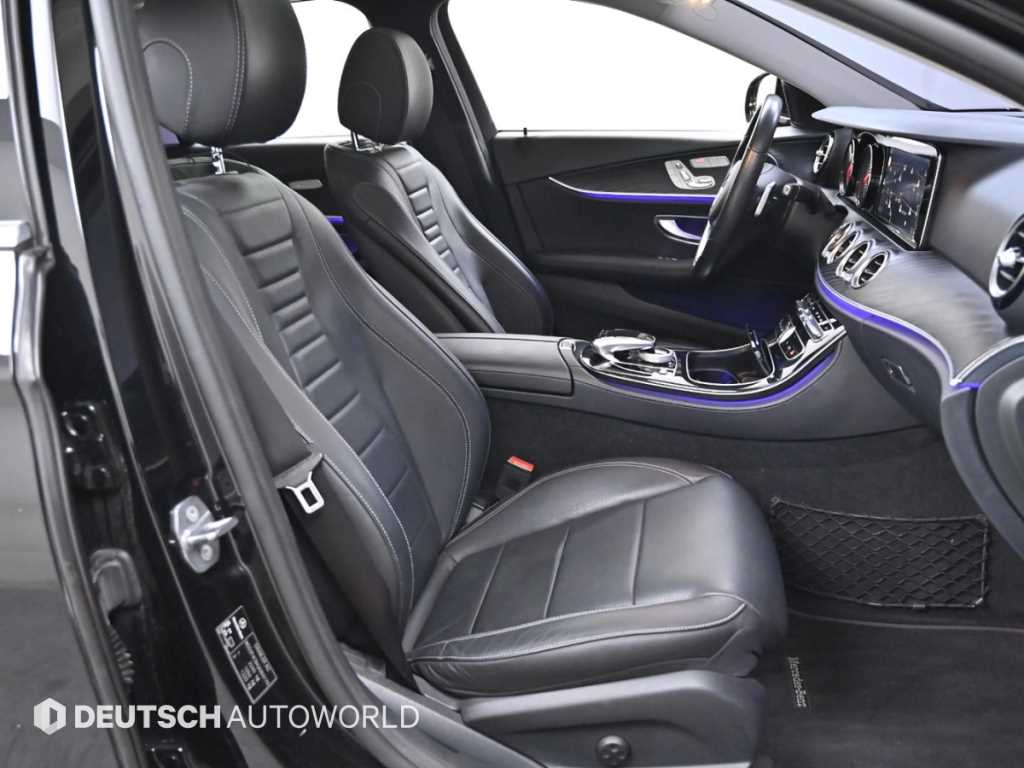 Mercedes Benz E class - Vista 10