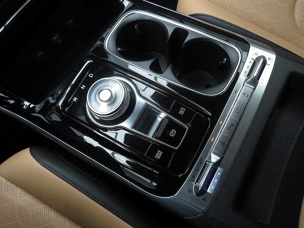 KIA Carnival 2023 - Importación desde Corea - HF Imports Iquique - Foto 13