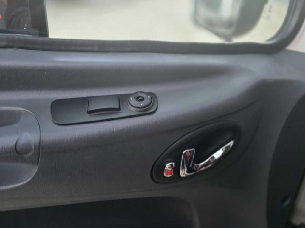 medium and large bus Hyundai bus 2018 Blanco - Importación desde Corea - HF Imports Iquique - Foto 15