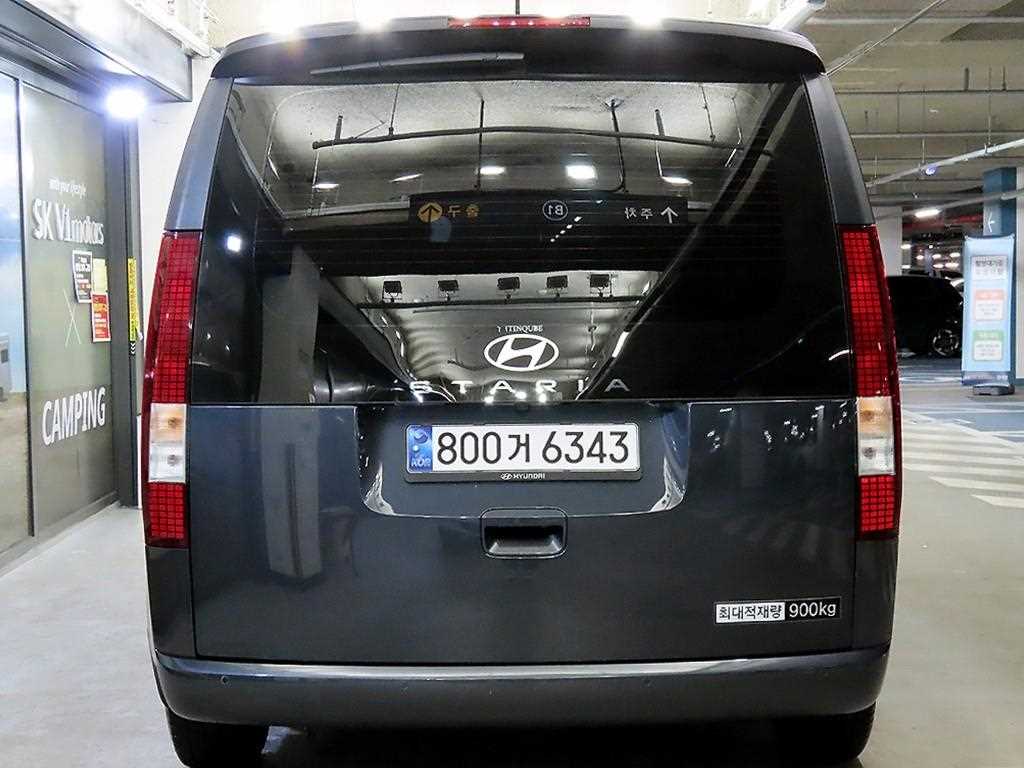 HYUNDAI Staria - Vista 5