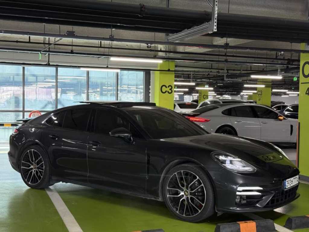 Porsche Panamera - Vista 2