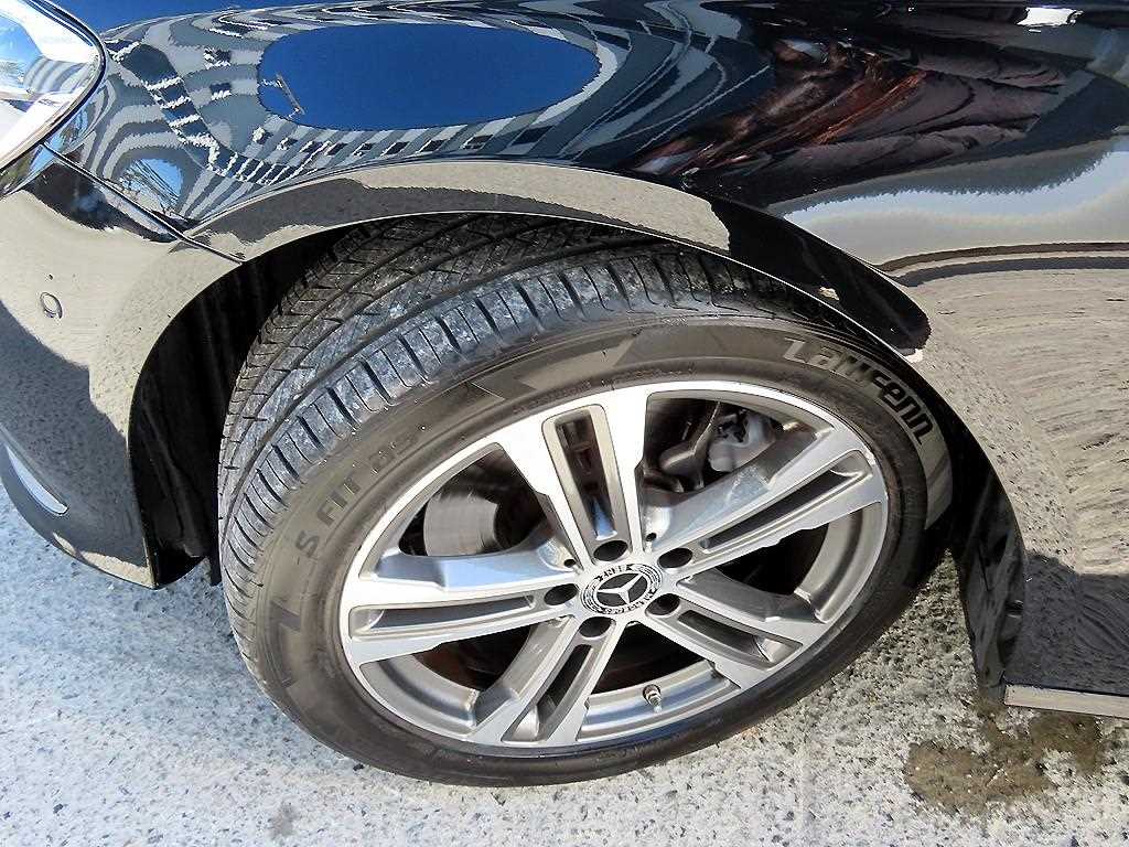 Mercedes Benz E class 2023 Negro - Importación desde Corea - HF Imports Iquique - Foto 20