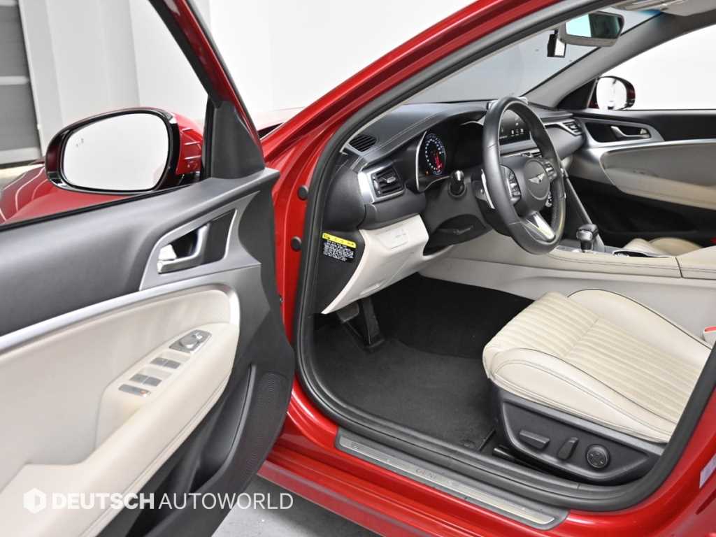 Genesis G70 - Vista 11