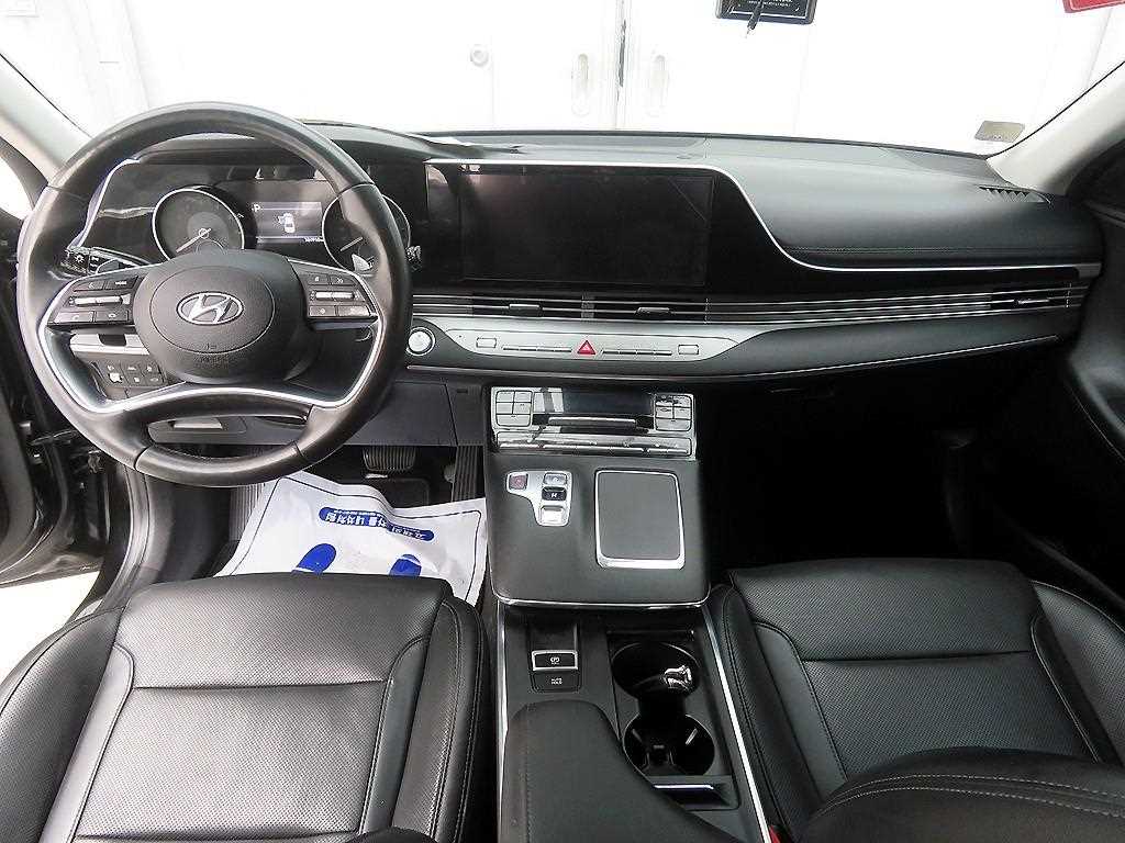 HYUNDAI Grandeur - Vista 8