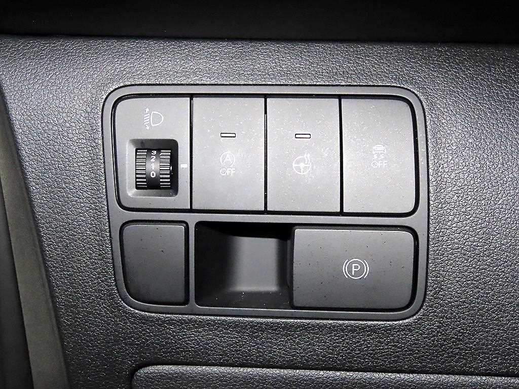 HYUNDAI Staria 2025 Blanco - Importación desde Corea - HF Imports Iquique - Foto 14