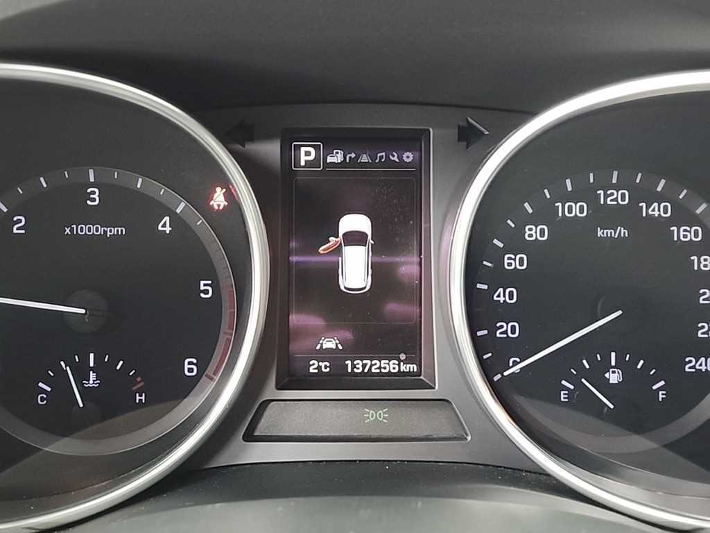 HYUNDAI Santa Fe - Vista 6