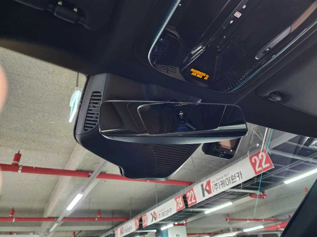 Mercedes Benz E class - Vista 8