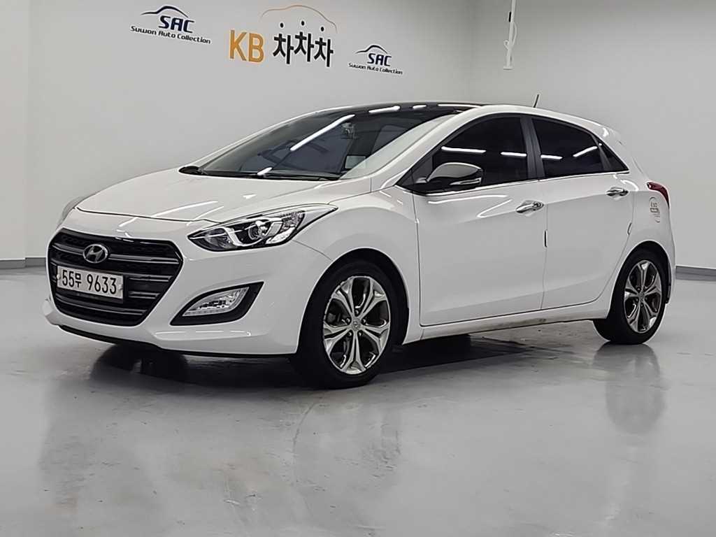 HYUNDAI i30 2012 Blanco - Importación desde Corea - HF Imports Iquique - Foto 1