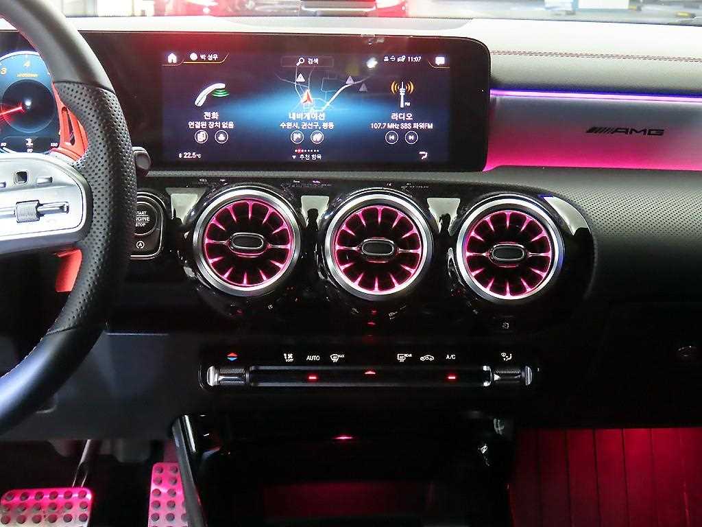 Mercedes Benz CLA Class - Vista 11