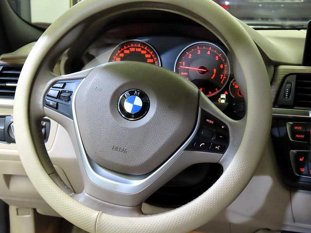 BMW 3 series - Vista 8