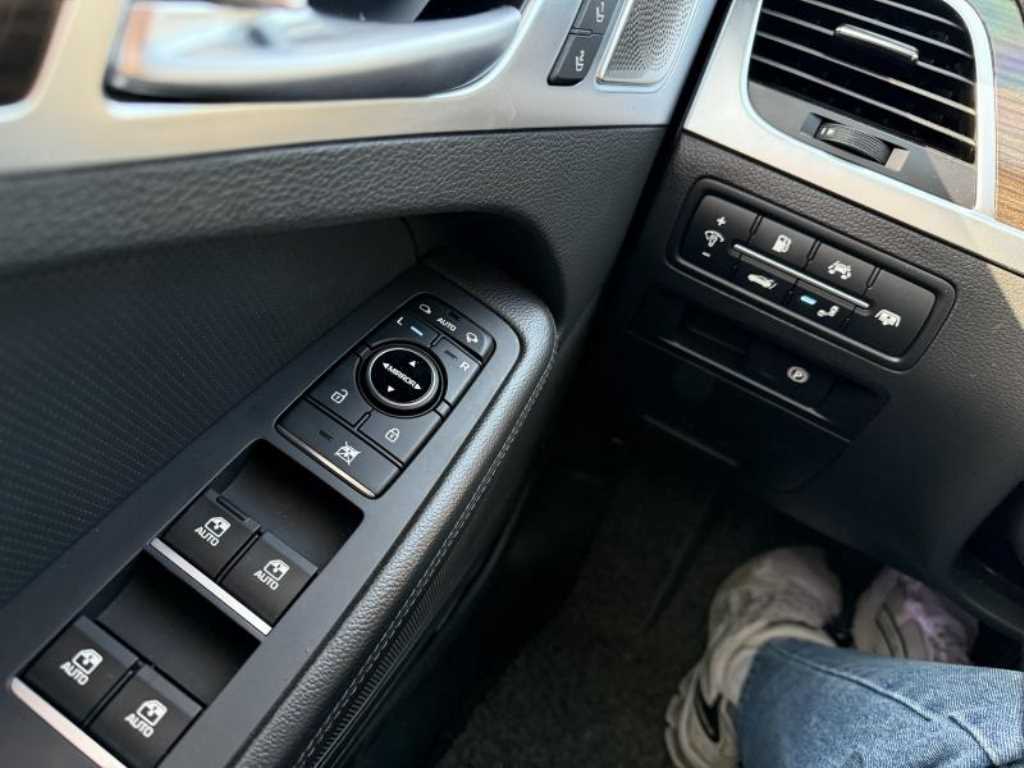 Genesis G80 - Vista 6