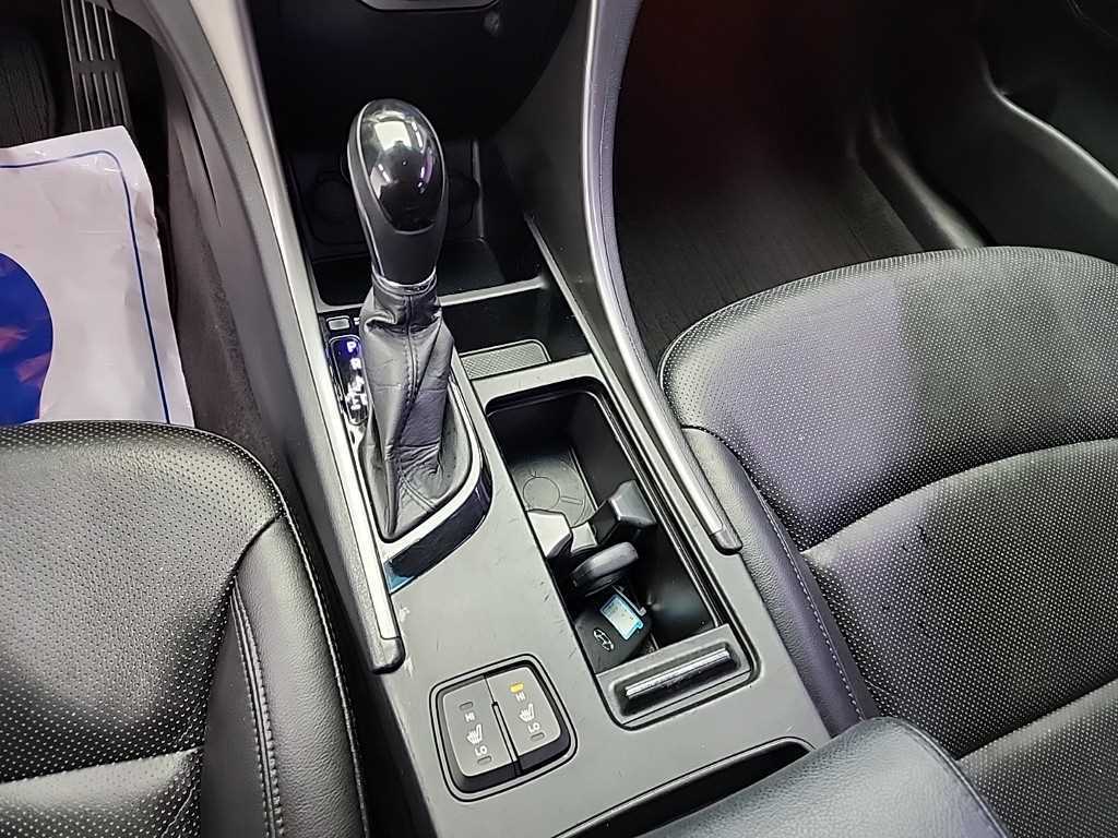 HYUNDAI Sonata - Vista 8