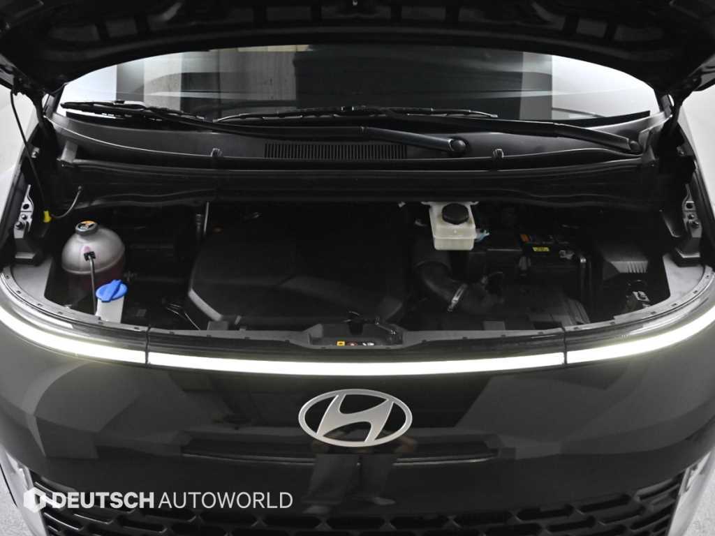 HYUNDAI Staria - Vista 6