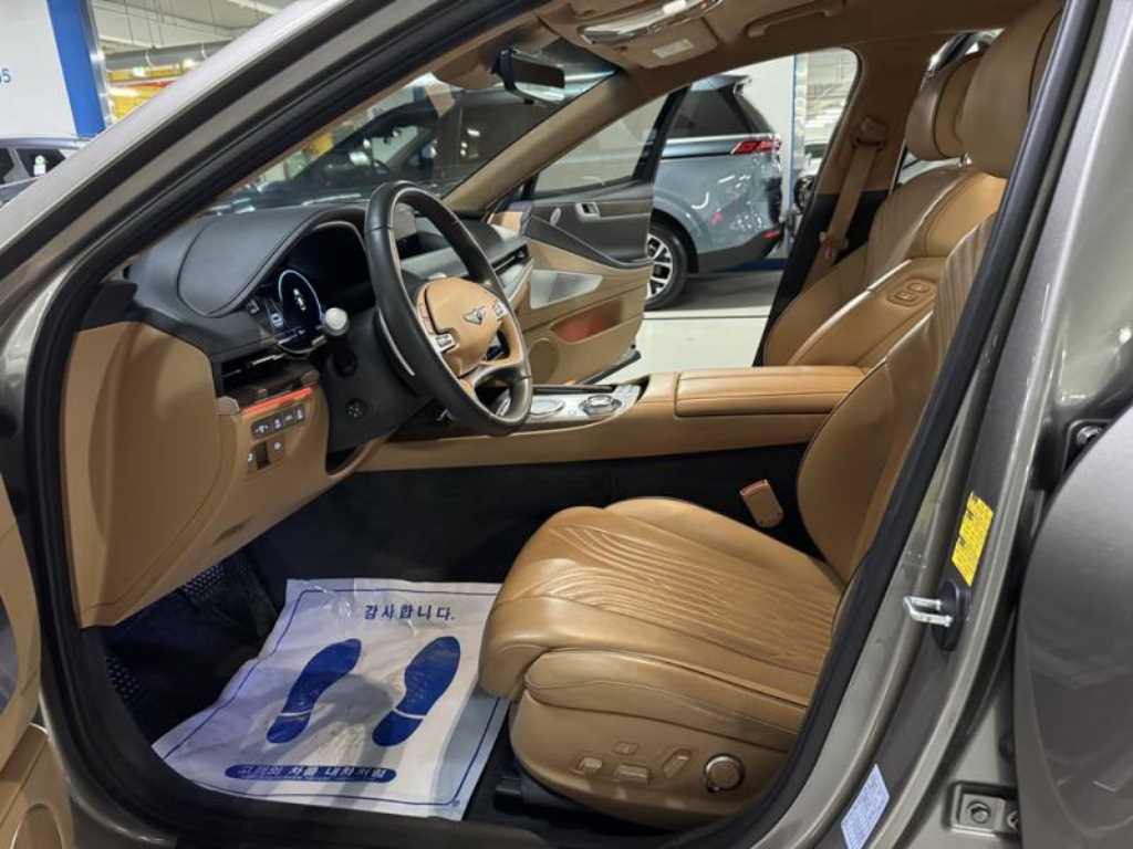 Genesis G80 - Vista 7