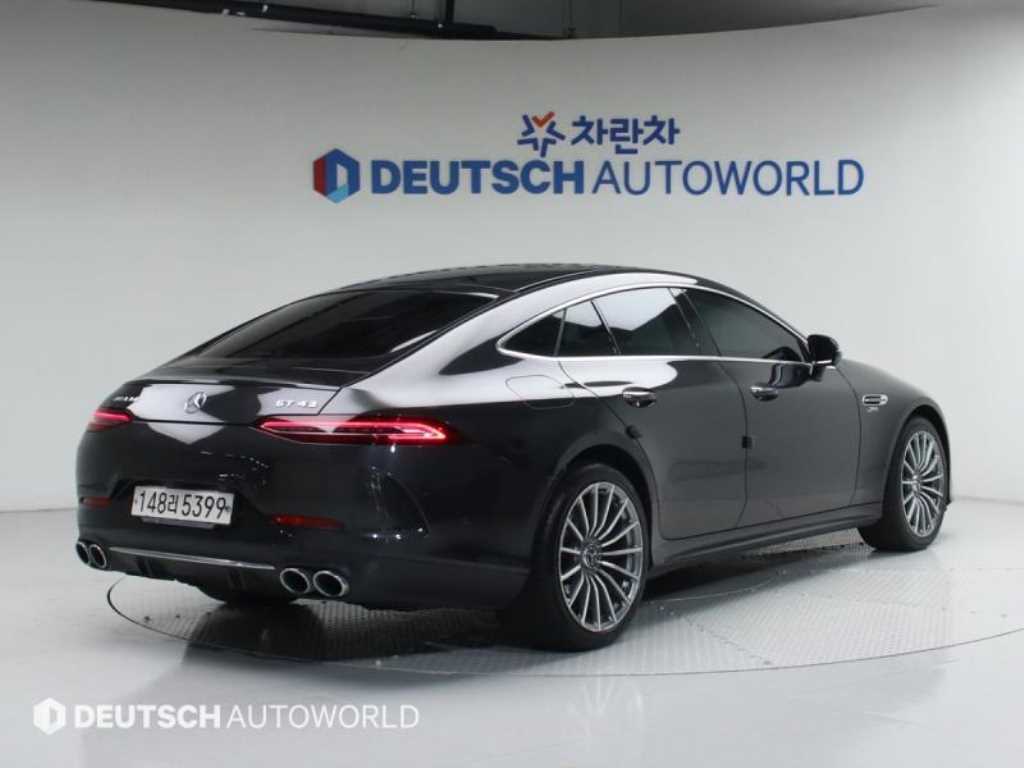 Mercedes Benz AMG GT - Vista 2